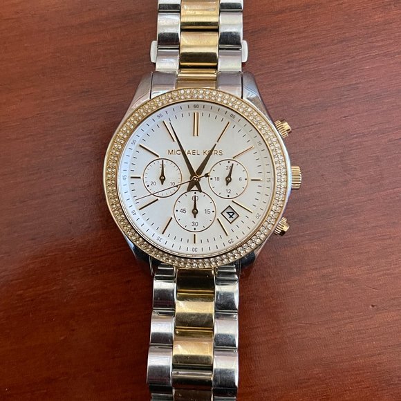 Michael Kors Women\'s Chronograph Bracelet Watch main image 4